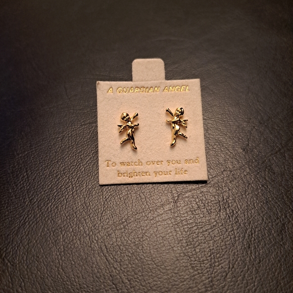 Vintage Guardian Angle Earrings - Picture 2 of 3